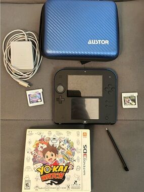Nintendo 2DS Console Bundle Black/Blue with Games, Charger + 4Gb Memory Card